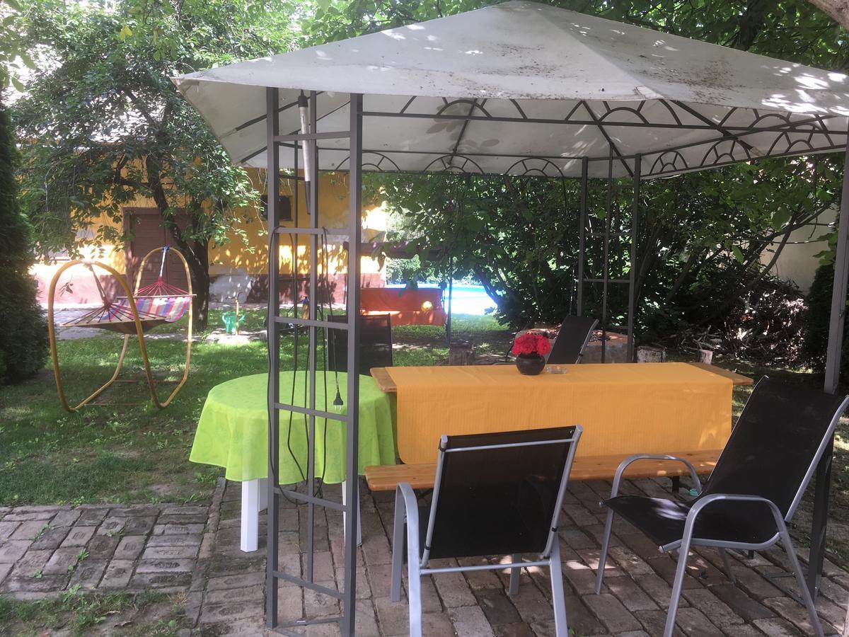 Отель Kurca-Parti Vendeghaz Сентеш Экстерьер фото